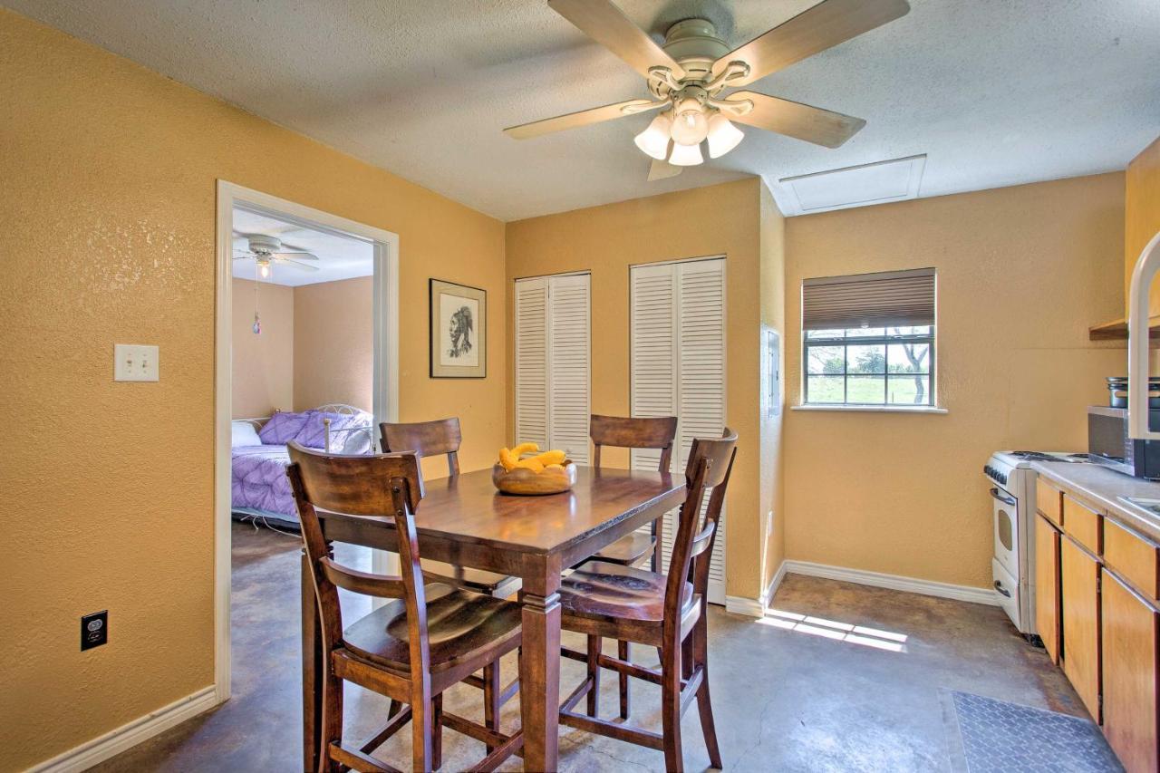 Texas Cabin On 130 Acres Walk To Lake Ray Roberts Collinsville Esterno foto