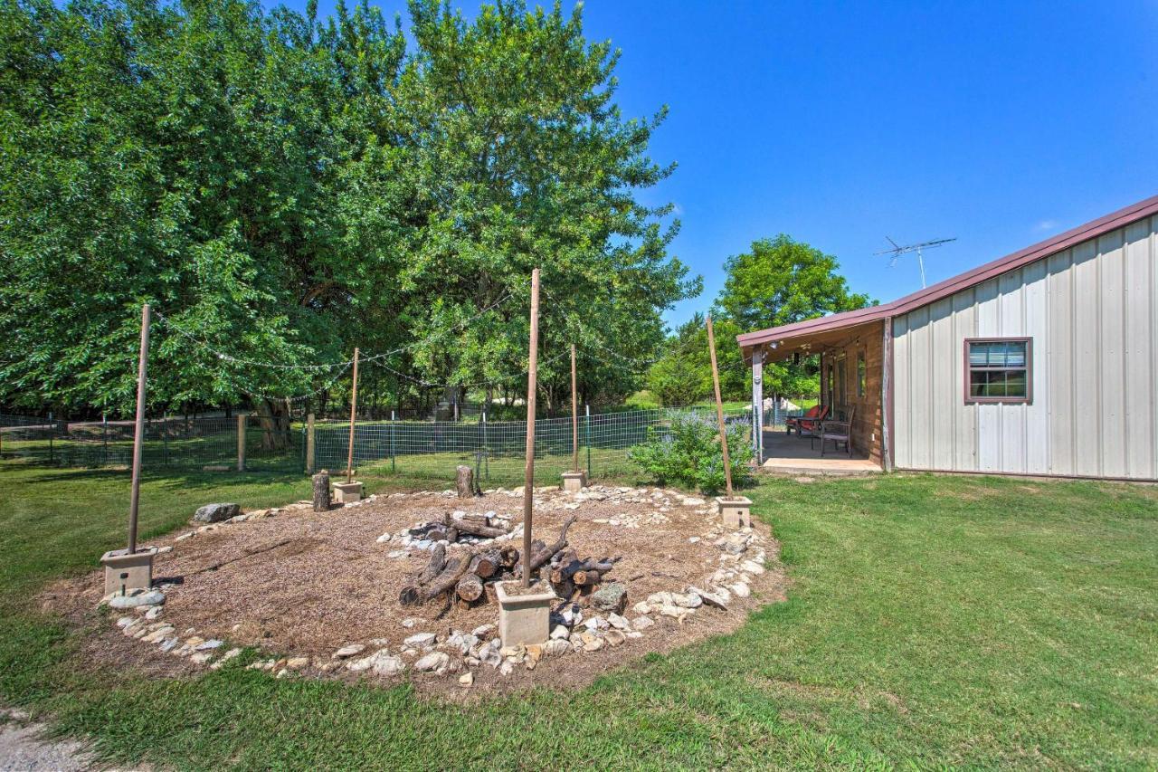 Texas Cabin On 130 Acres Walk To Lake Ray Roberts Collinsville Esterno foto